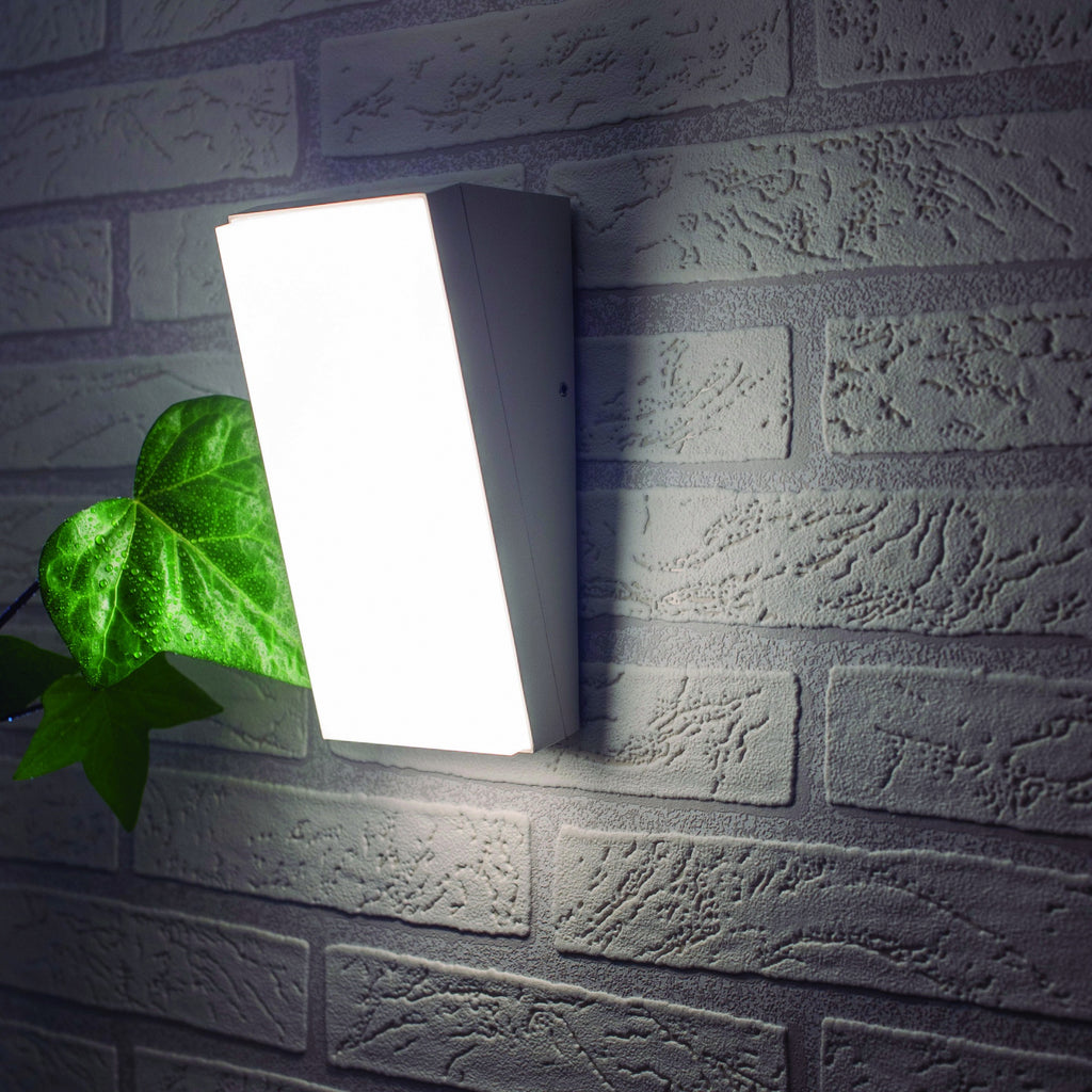 Mantra SOLDEN vanjska zidna LED svjetiljka 9W 3000K IP65 BIJELA