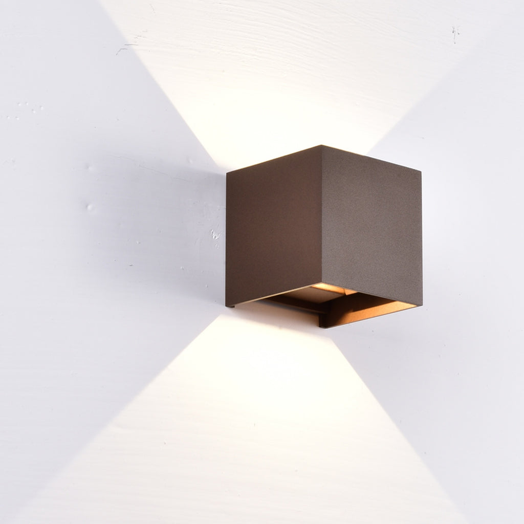 Mantra DAVOS vanjska zidna LED svjetiljka 12W 2700K IP54 100MM SMEĐA