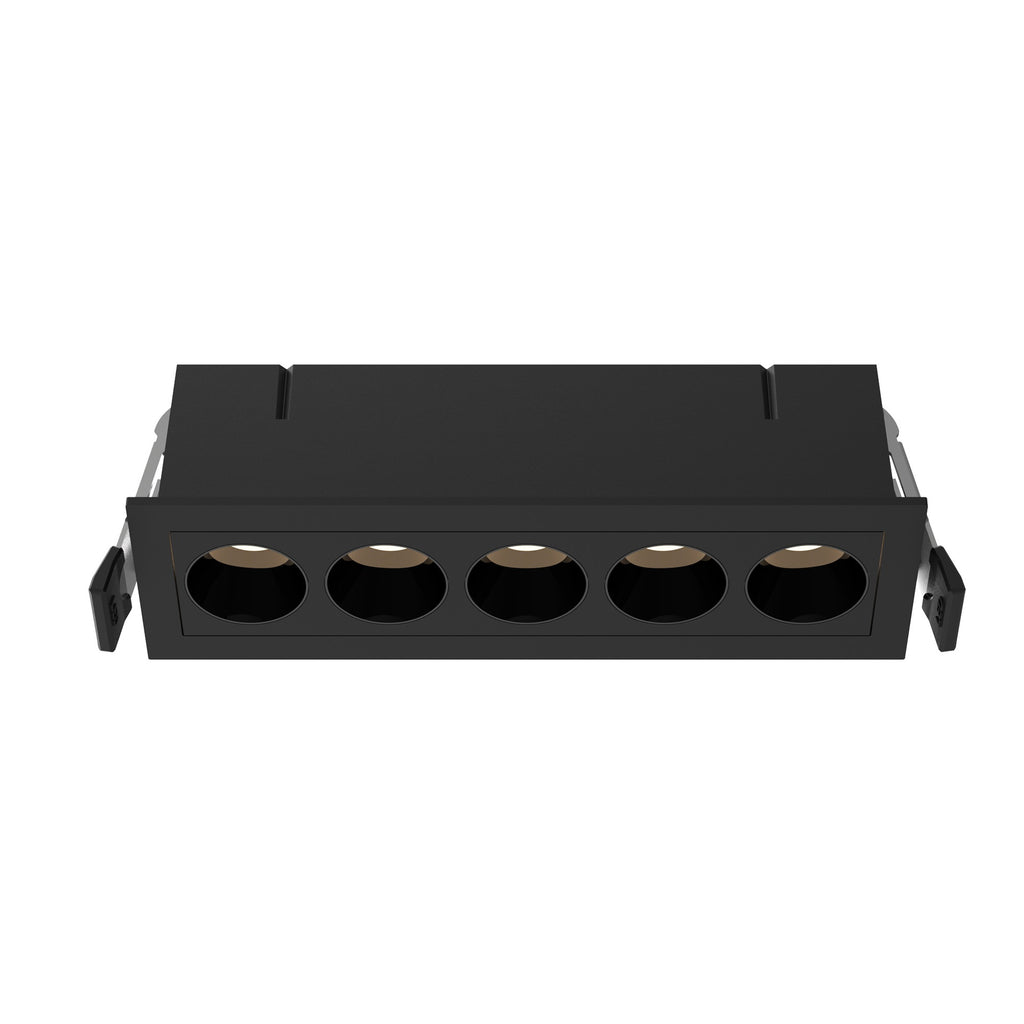 Mantra BLAU UGRADNA REFLEKTORSKA SVJETILJKA 12W 3000K 147mm CRNA